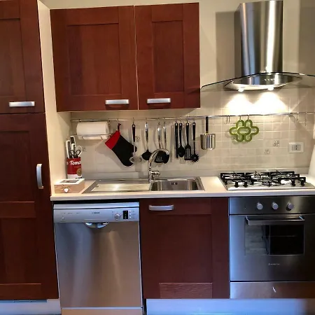 La Via Degli Artisti Apartment