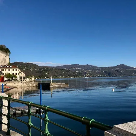 La Via Degli Artisti Apartment Arona